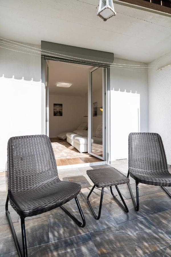 Sonnige Ferienwohnung In Neckarsulm Mit Massageliege & Wlan & Parken Exterior photo