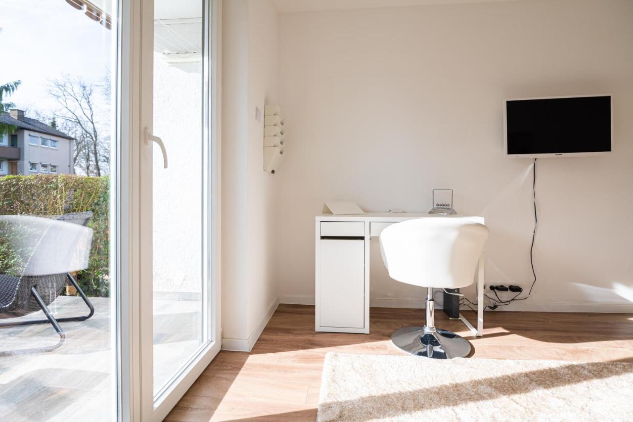 Sonnige Ferienwohnung In Neckarsulm Mit Massageliege & Wlan & Parken Exterior photo